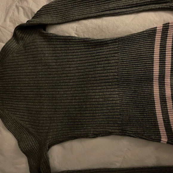 Two Vintage Bebe sweaters red and grey Small and Med - Picture 13 of 13